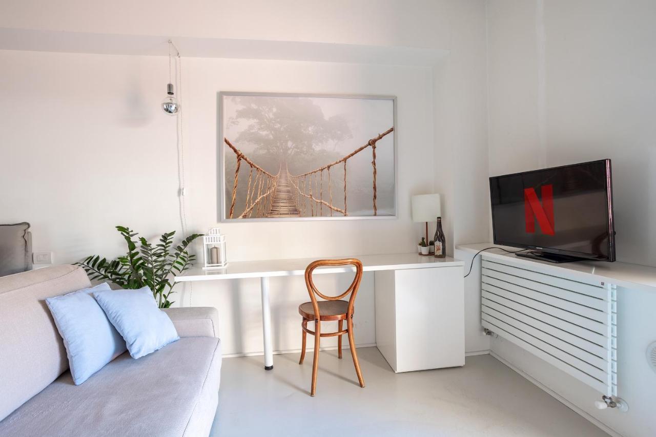 Apartament Design Loft Walking Distance Brera-Duomo With Wifi+Netflix Mediolan Zewnętrze zdjęcie