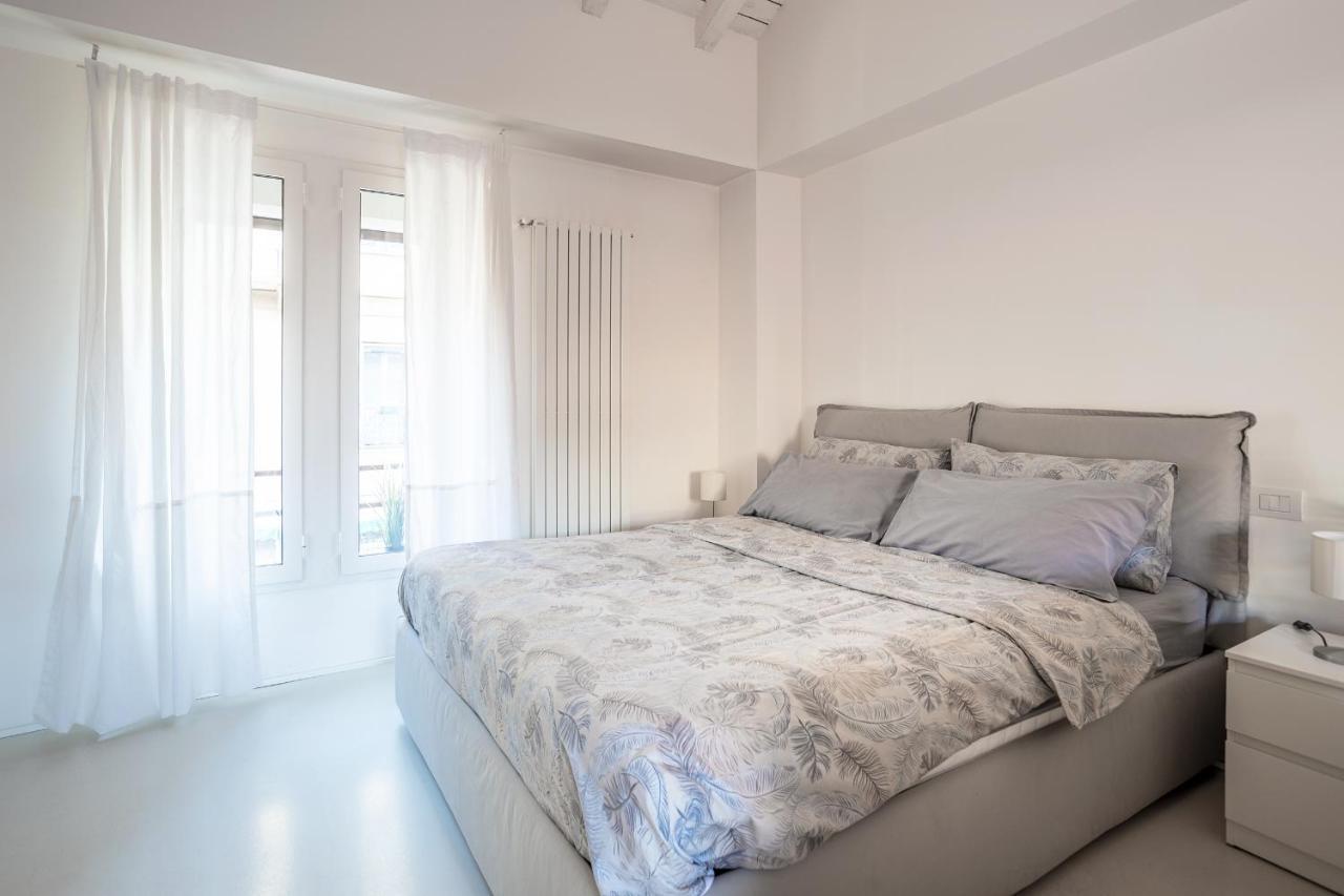 Apartament Design Loft Walking Distance Brera-Duomo With Wifi+Netflix Mediolan Zewnętrze zdjęcie